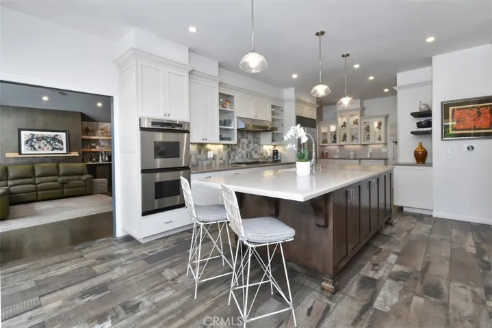 4303 Bonavita Drive, Encino, California 91436