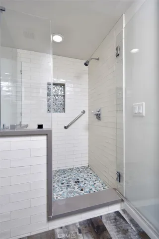 4303 Bonavita Drive, Encino, California 91436
