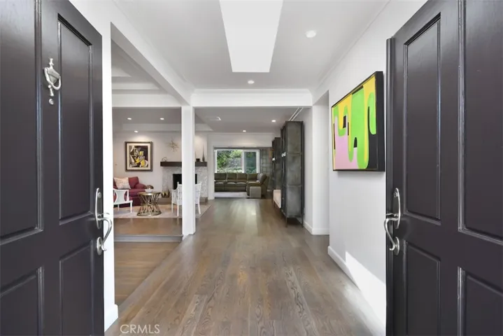 4303 Bonavita Drive, Encino, California 91436