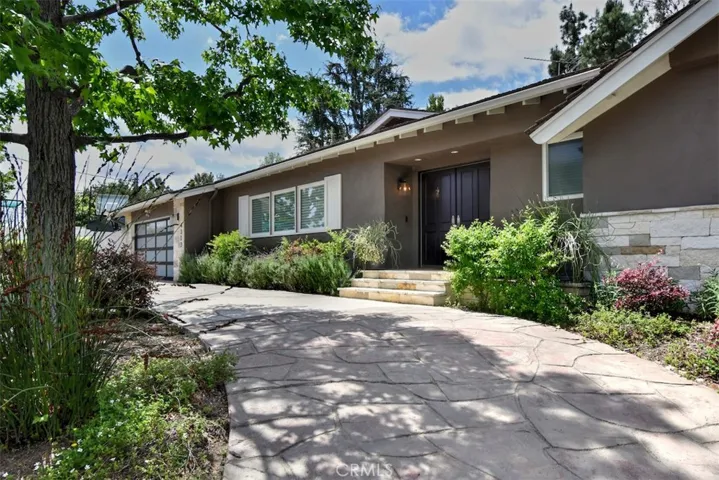 4303 Bonavita Drive, Encino, California 91436