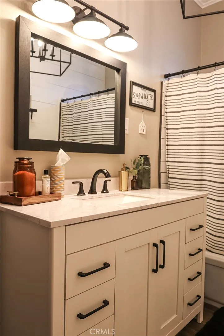 1312 W Broadway Street, Needles, California 92363 home-pic-22