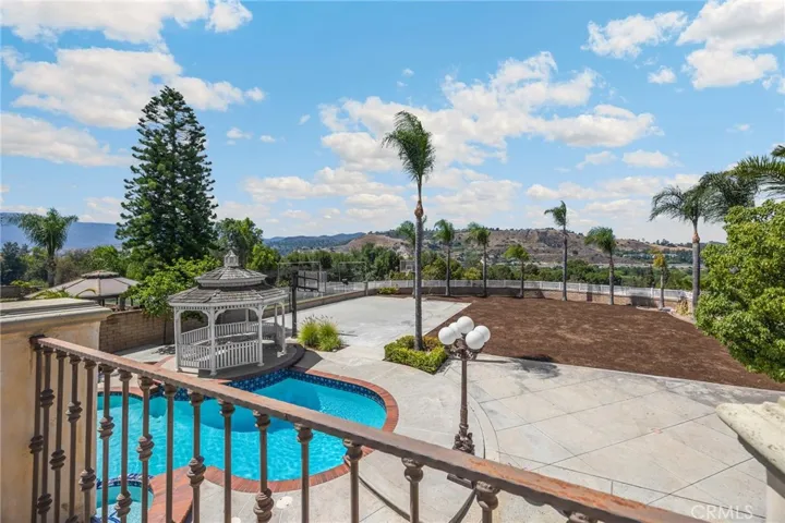 24330 Via Lenardo, Yorba Linda, California 92887