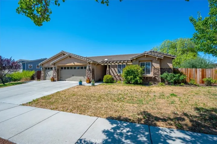 796 Angus Street, Paso Robles, California 93446