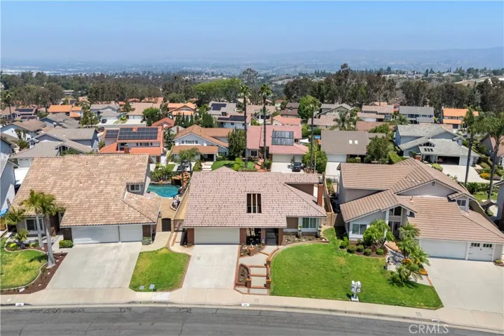 1084 S Burlwood Drive, Anaheim Hills, California 92807