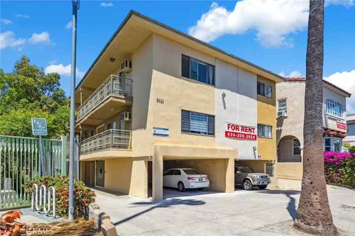 5923 Carlton Way, Los Angeles, California 90028
