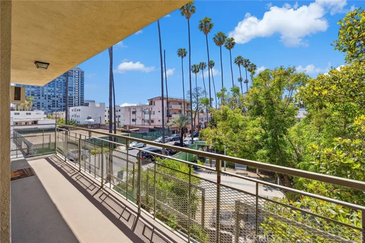 5923 Carlton Way, Los Angeles, California 90028