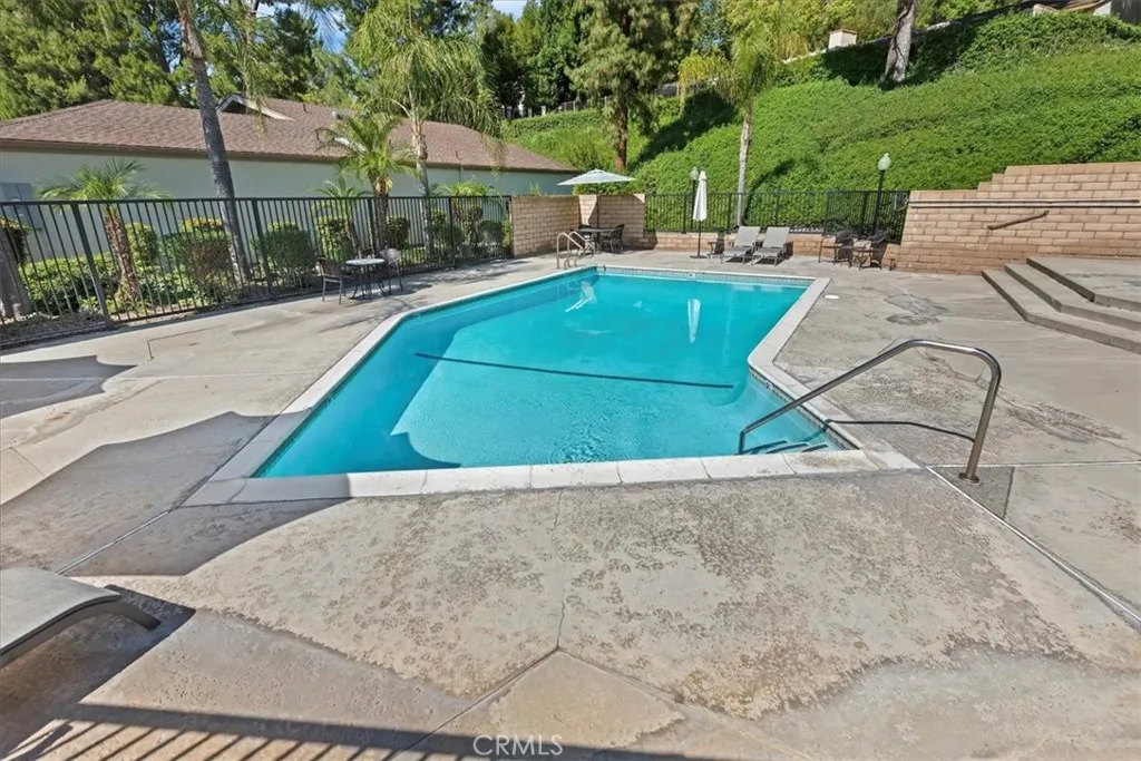 548 Via La Paloma, Riverside, California 92507 home-pic-38