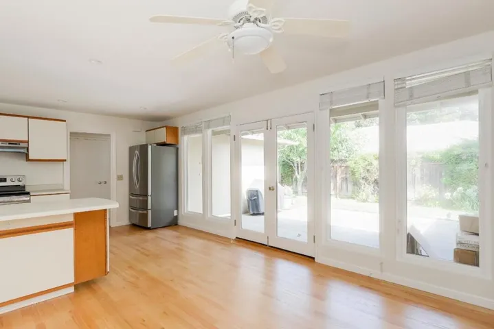 260 Santa Monica Avenue, Menlo Park, California 94025