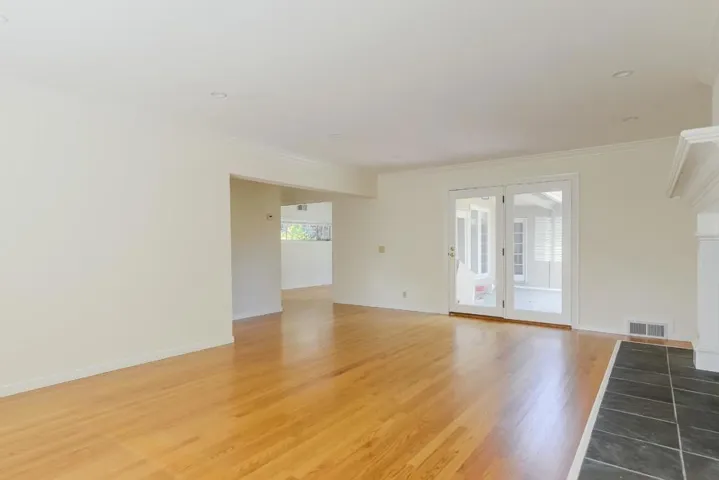260 Santa Monica Avenue, Menlo Park, California 94025