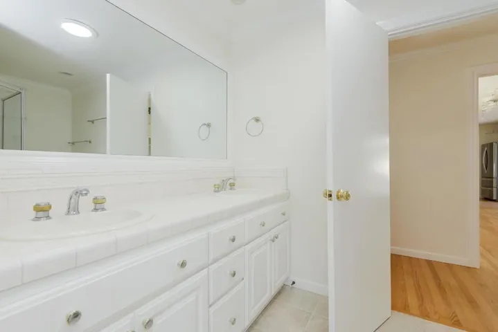 260 Santa Monica Avenue, Menlo Park, California 94025