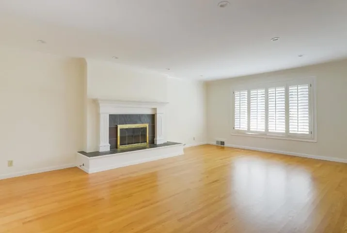 260 Santa Monica Avenue, Menlo Park, California 94025