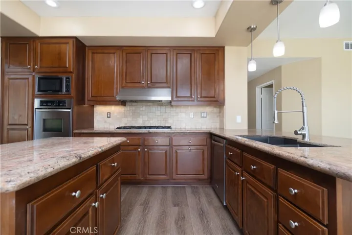30528 Covecrest Circle, Menifee, California 92584
