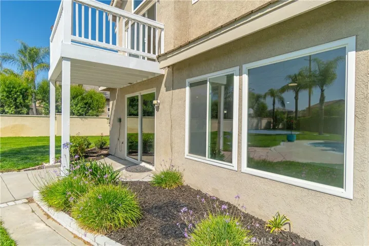 30528 Covecrest Circle, Menifee, California 92584