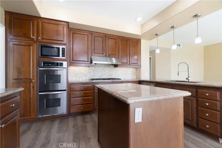 30528 Covecrest Circle, Menifee, California 92584