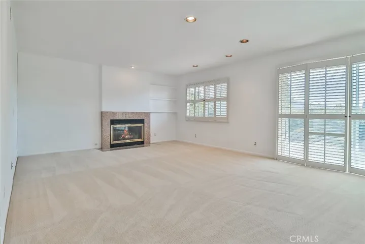 813 Woodlawn Drive, Thousand Oaks, California 91360