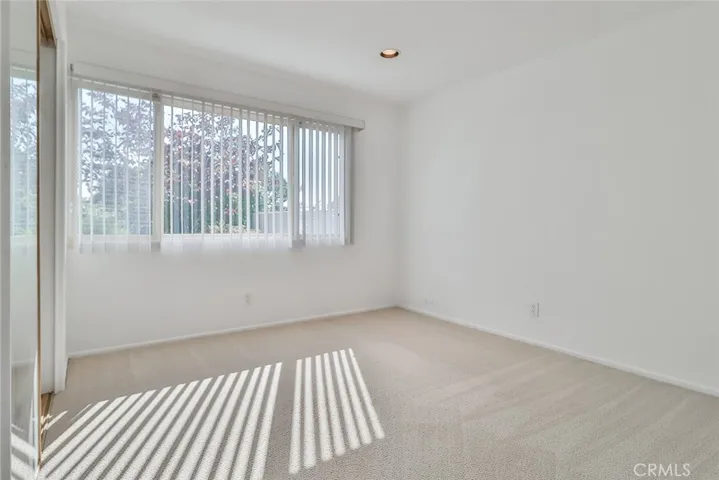 813 Woodlawn Drive, Thousand Oaks, California 91360