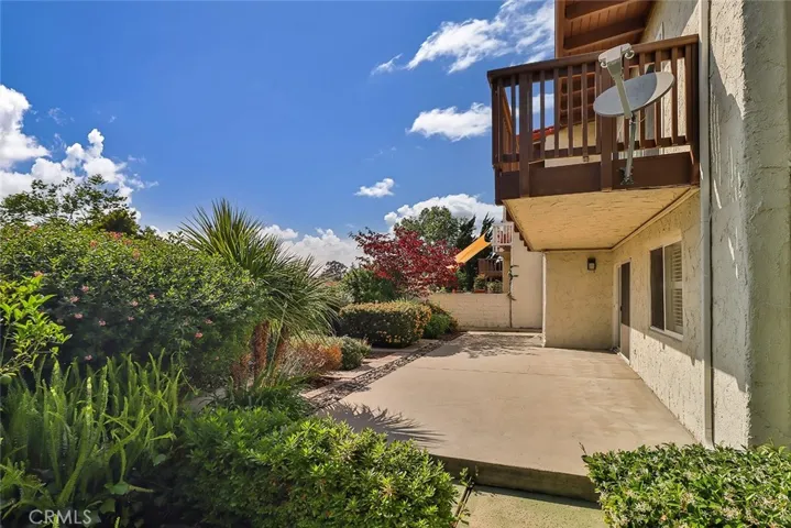 813 Woodlawn Drive, Thousand Oaks, California 91360