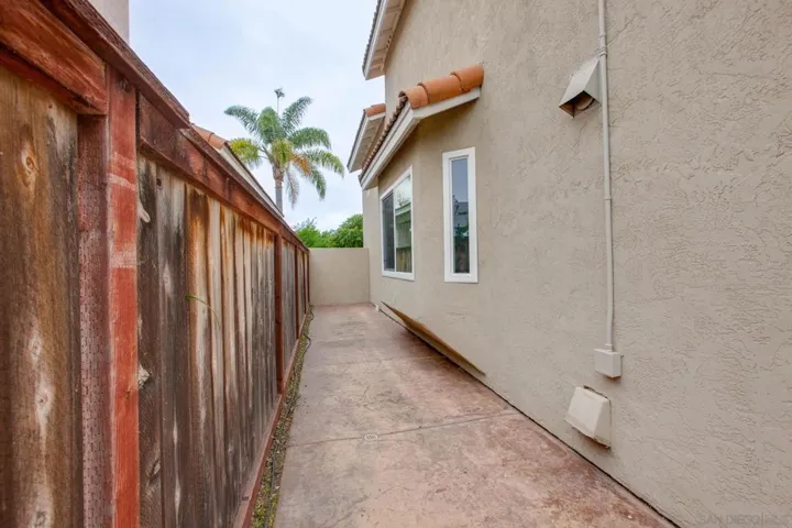 3290 San Helena Dr, Oceanside, California 92056