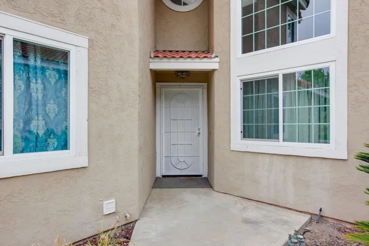 3290 San Helena Dr, Oceanside, California 92056