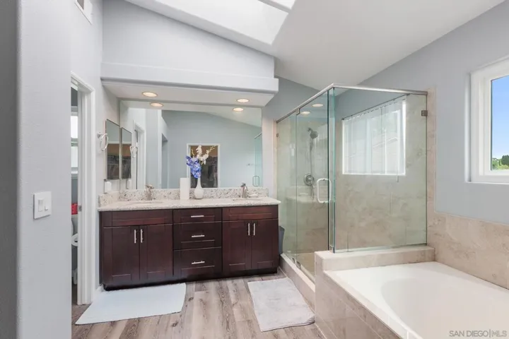 3290 San Helena Dr, Oceanside, California 92056