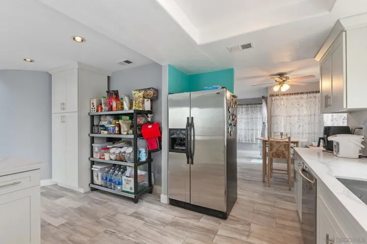 3290 San Helena Dr, Oceanside, California 92056