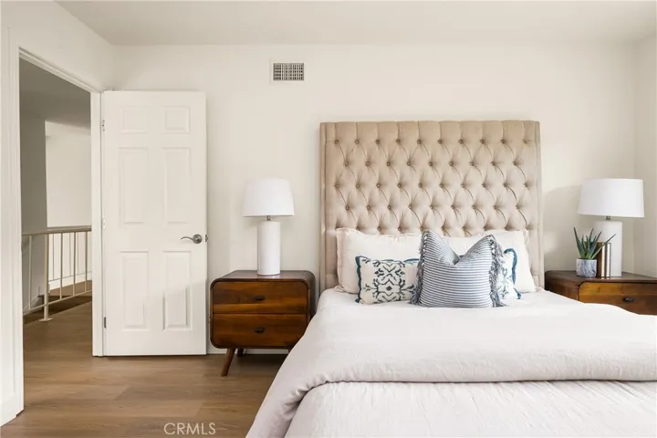 Upstairs Bedroom #2