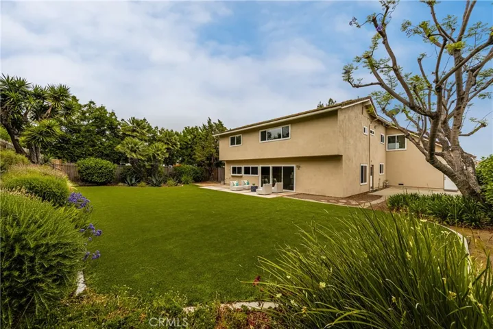A reverse look back to the house.