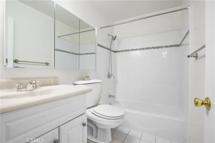 Full bath