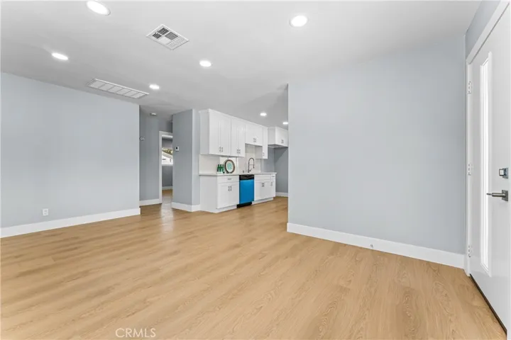 10352 Lincoln Avenue, Hesperia, California 92345