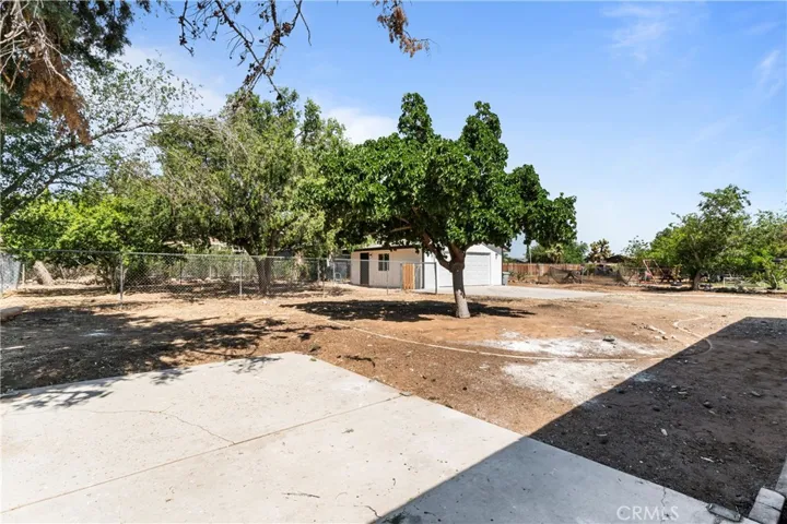 10352 Lincoln Avenue, Hesperia, California 92345