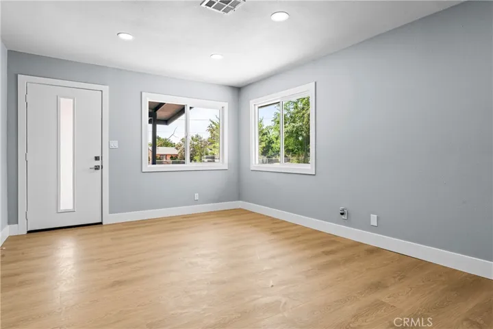 10352 Lincoln Avenue, Hesperia, California 92345