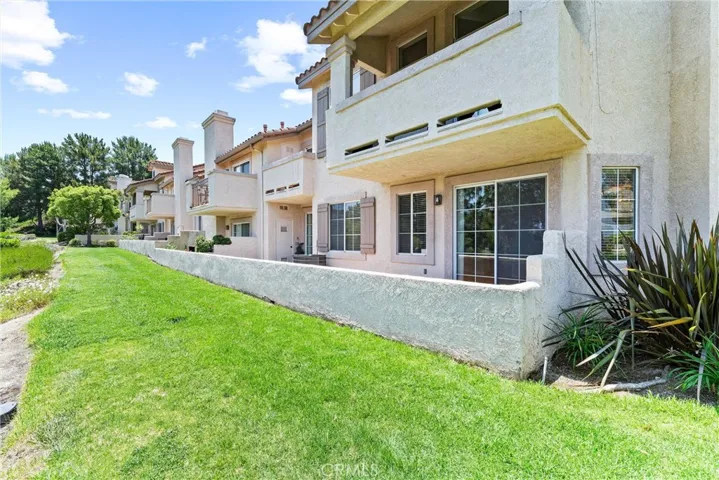 7977 E Viewrim Drive, Anaheim Hills, California 92808