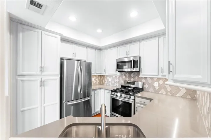 7977 E Viewrim Drive, Anaheim Hills, California 92808