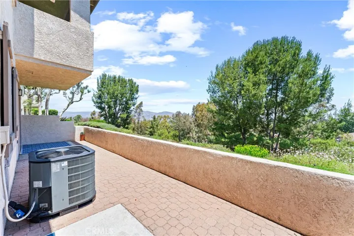 7977 E Viewrim Drive, Anaheim Hills, California 92808