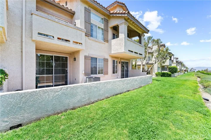 7977 E Viewrim Drive, Anaheim Hills, California 92808