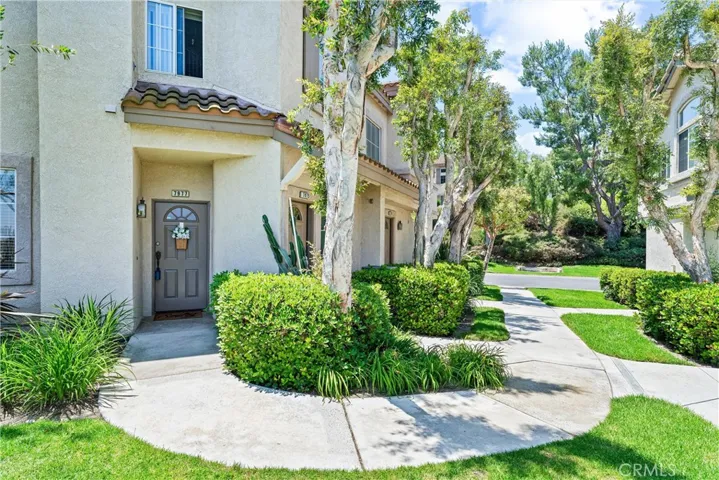 7977 E Viewrim Drive, Anaheim Hills, California 92808