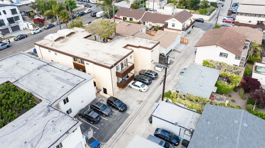 901 Sapphire Street, San Diego, California 92109