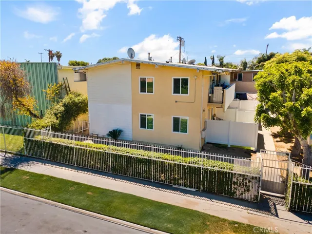 17956 Schoenborn Street, Northridge, California 91325
