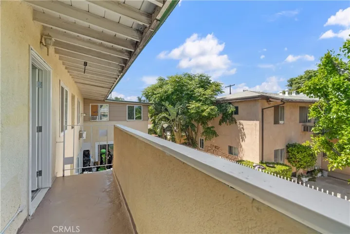 17956 Schoenborn Street, Northridge, California 91325