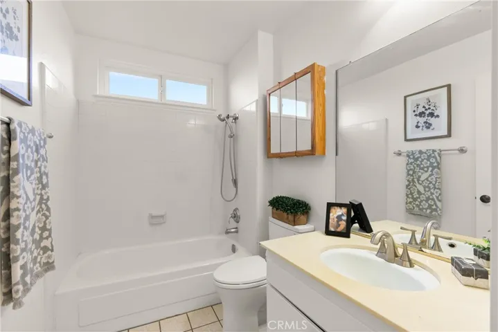 24595 Overlake Drive, Lake Forest, California 92630