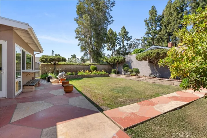 24595 Overlake Drive, Lake Forest, California 92630