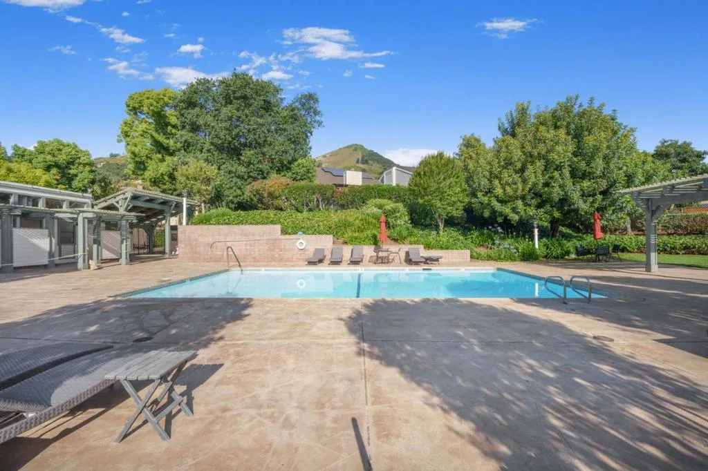 815 Oak Park Drive, Morgan Hill, California 95037 home-pic-30