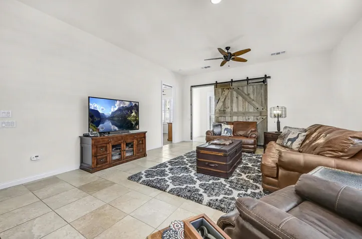 40752-calle-guapo-007