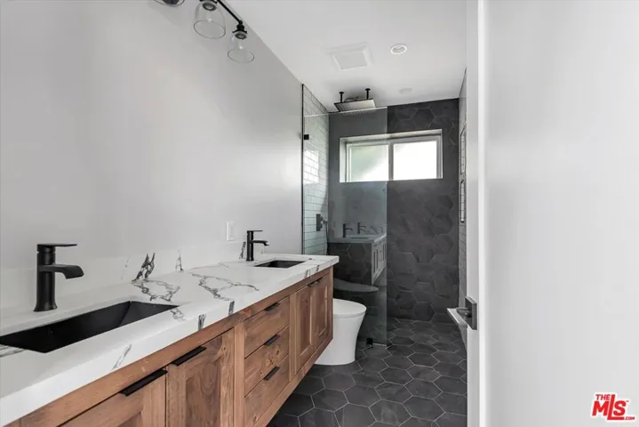 12420 Idaho Avenue, Los Angeles, California 90025