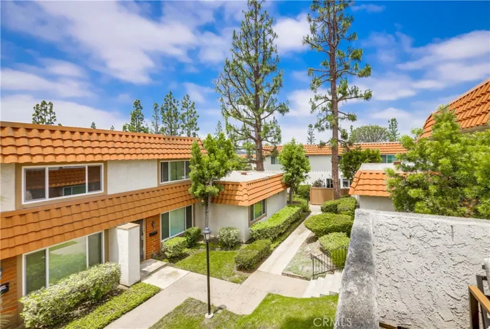22701 Via Castilla, Lake Forest, California 92630