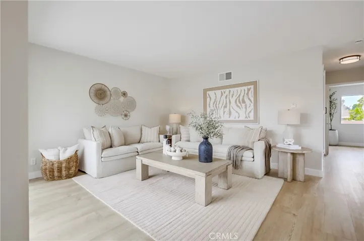 22701 Via Castilla, Lake Forest, California 92630