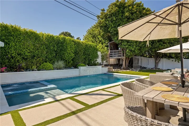 27139 Indian Peak Road, Rancho Palos Verdes, California 90275
