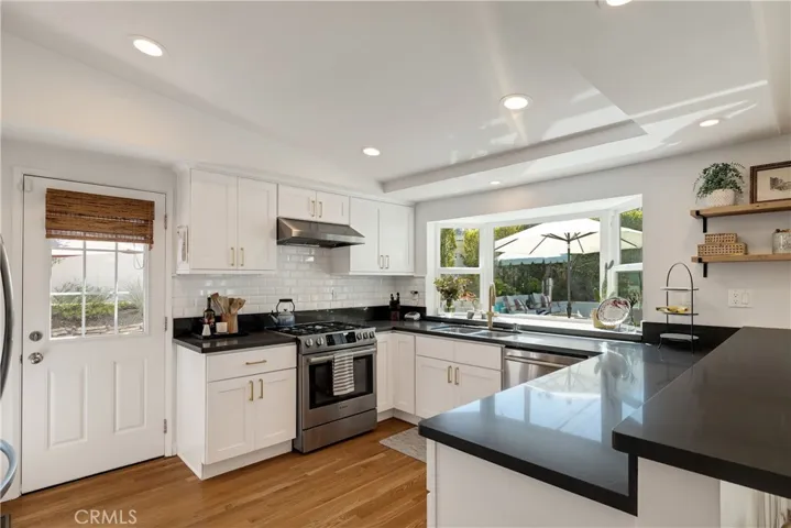27139 Indian Peak Road, Rancho Palos Verdes, California 90275