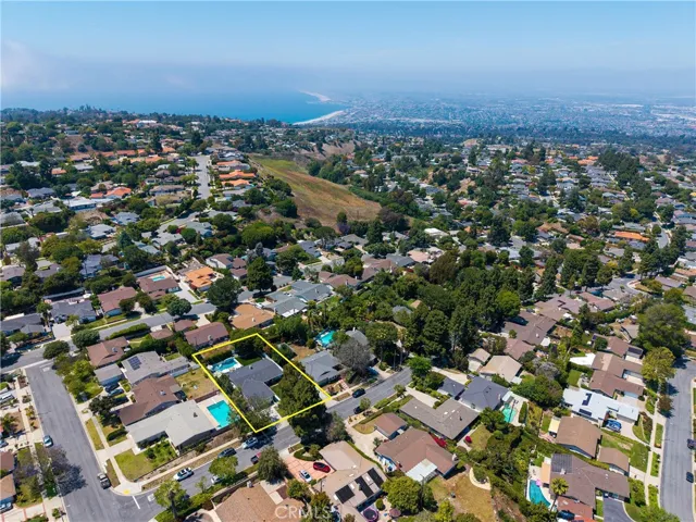27139 Indian Peak Road, Rancho Palos Verdes, California 90275