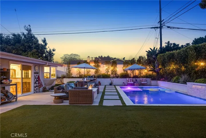 27139 Indian Peak Road, Rancho Palos Verdes, California 90275